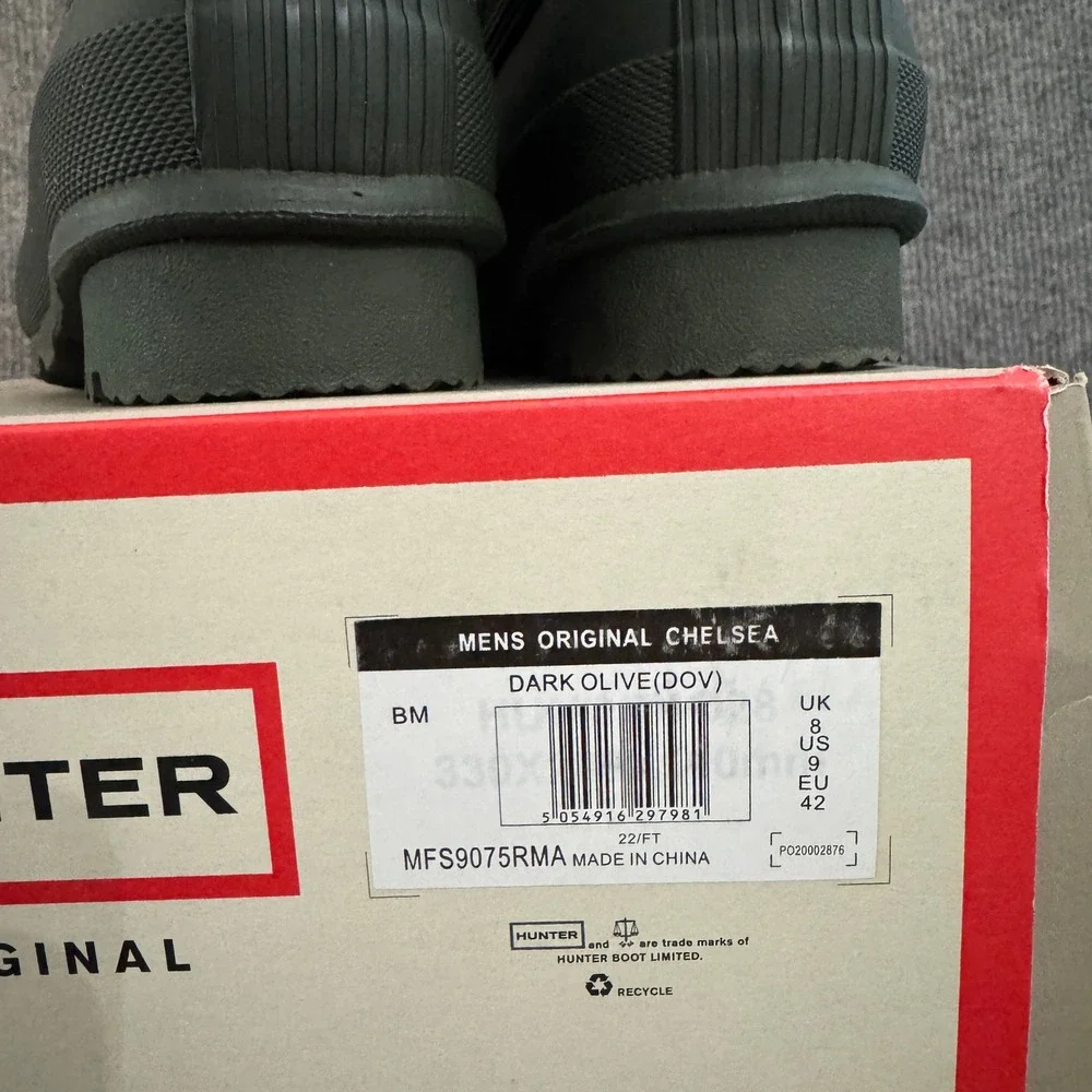 NWB Hunter Original Chelsea Rain Boots Dark Olive Green Matte Mens 9 Waterproof